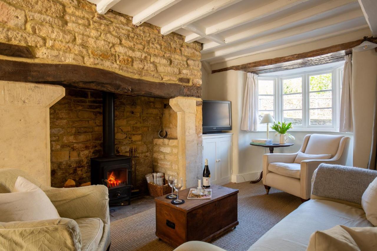 Gleneda Cottage - A Renovated, Traditional Cotswold Cottage Full Of Charm With Fireplace And Garden Bourton on the Hill Eksteriør billede