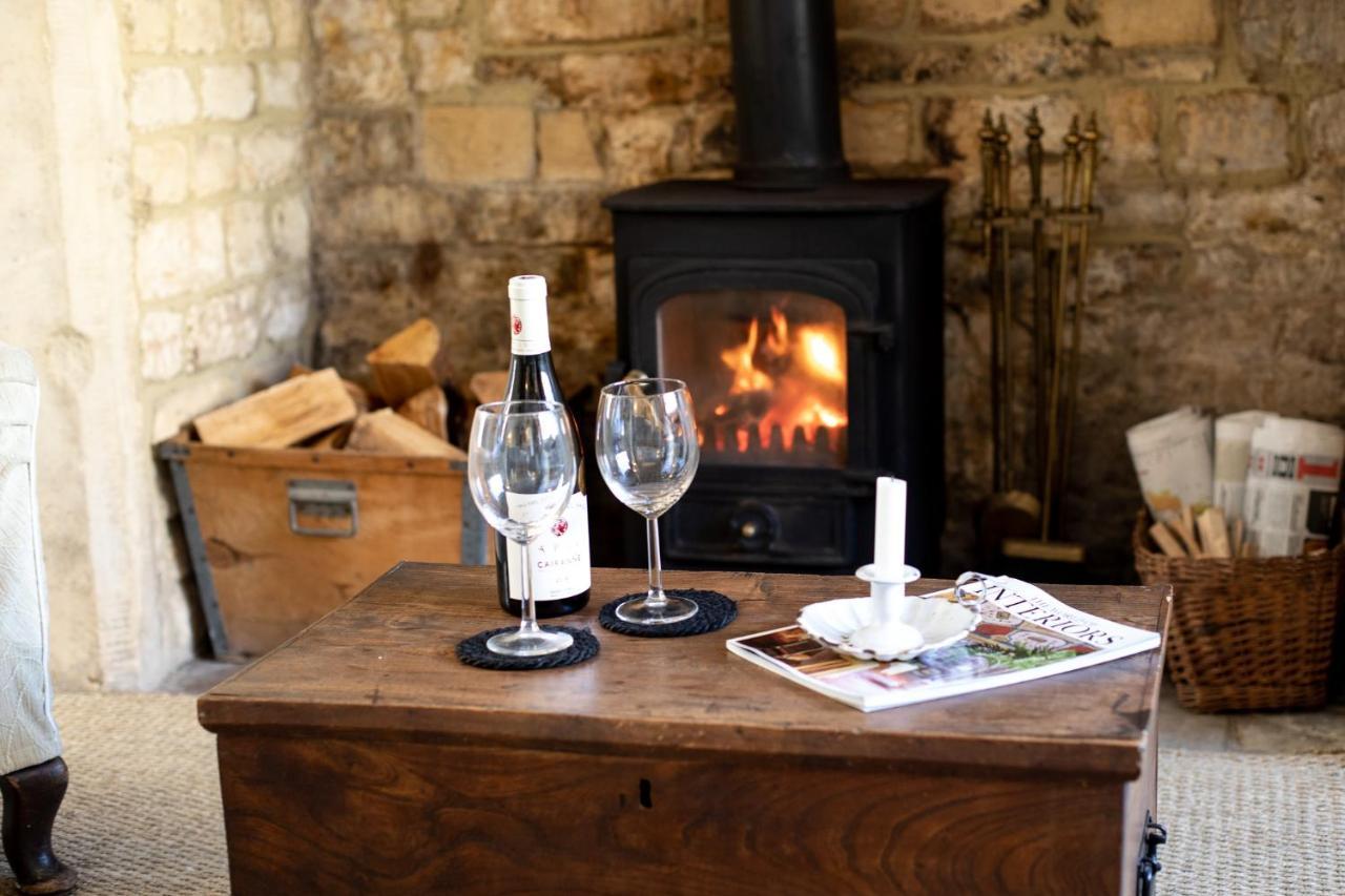 Gleneda Cottage - A Renovated, Traditional Cotswold Cottage Full Of Charm With Fireplace And Garden Bourton on the Hill Eksteriør billede